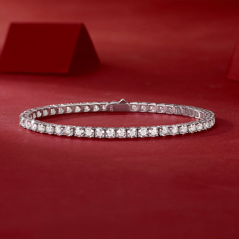 Unique — Signature Sterling Silver Bracelet (Luxury Moissanite)