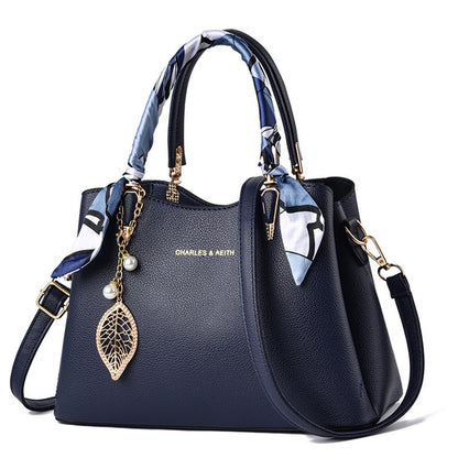 Shoulder Bag With Leaf Pendant