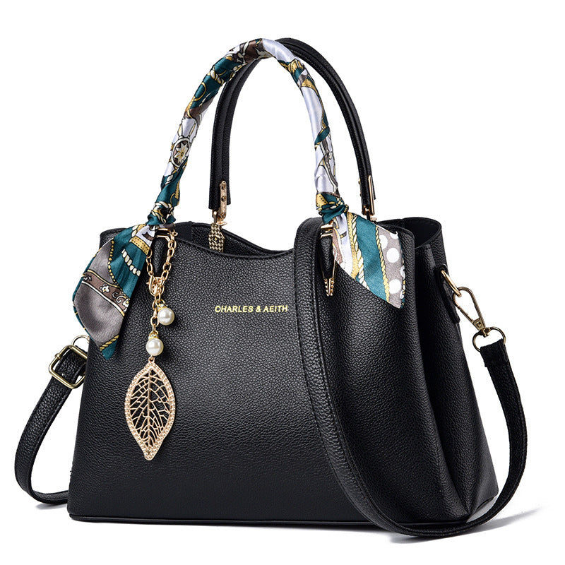 Shoulder Bag With Leaf Pendant