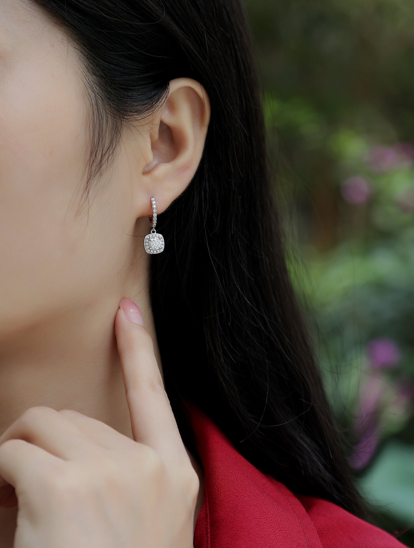 Dream Search — Signature Sterling Silver Stud Earrings (0.5 Carat)