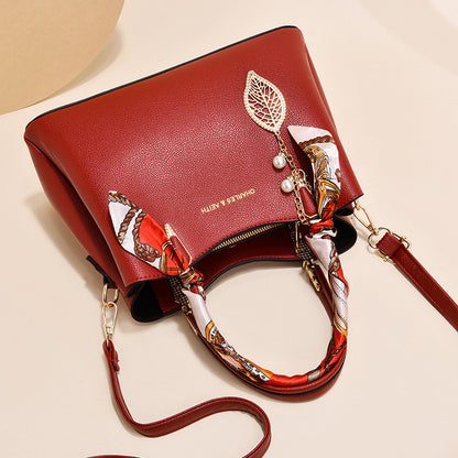 Shoulder Bag With Leaf Pendant